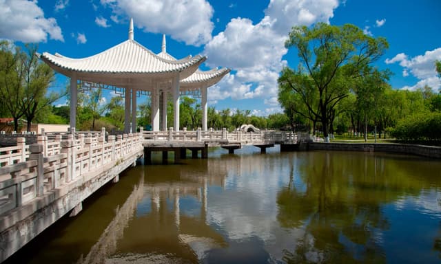 Экскурсия в парк Остров Солнца
